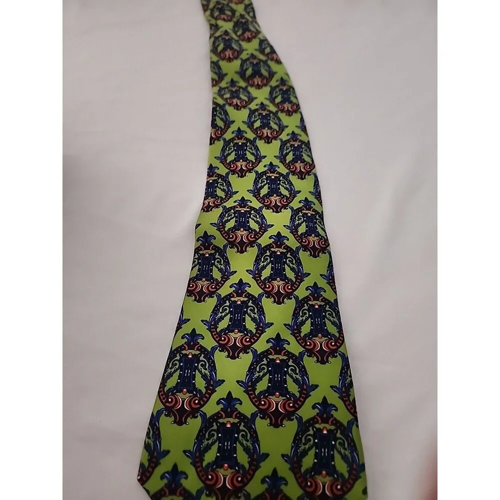 George Machado Zylos Men's Classic 100 % Silk, Green Black Tie NWT